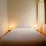 Liberdade 75 Family House דירה פיגואיירה דה פוז