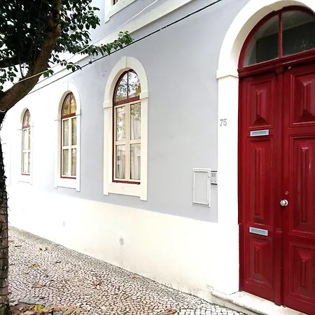 Apartment Liberdade 75 Family House